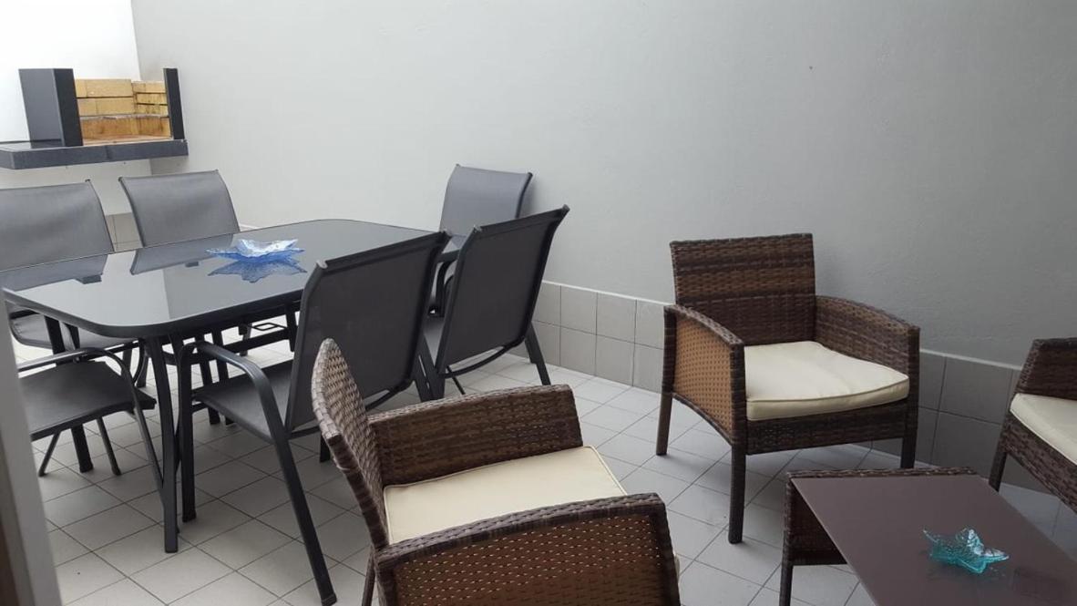 Apartamentos Corcubión Esterno foto